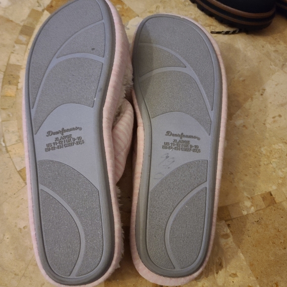 Women's Dearfoam slippers - Picture 3 of 3